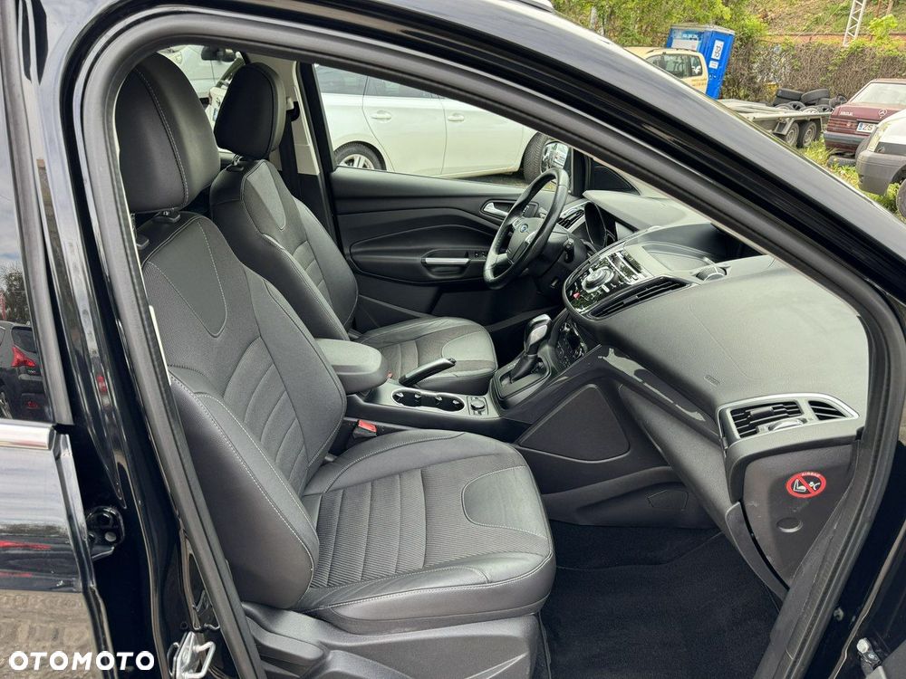 Ford Kuga - 13