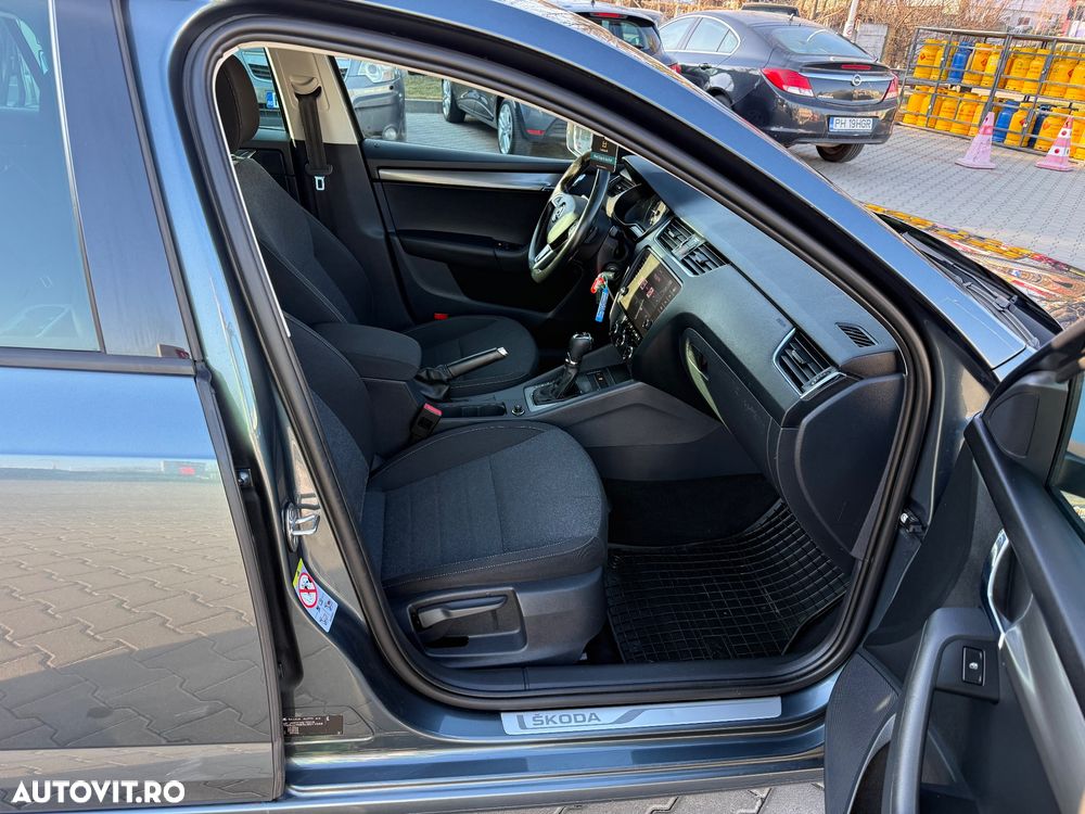 Skoda Octavia 2.0 TDI DSG Soleil - 8