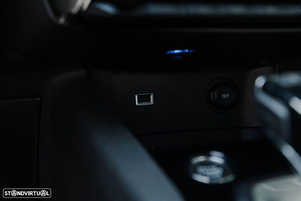 Peugeot 3008 1.2 PureTech Allure EAT8 - 23