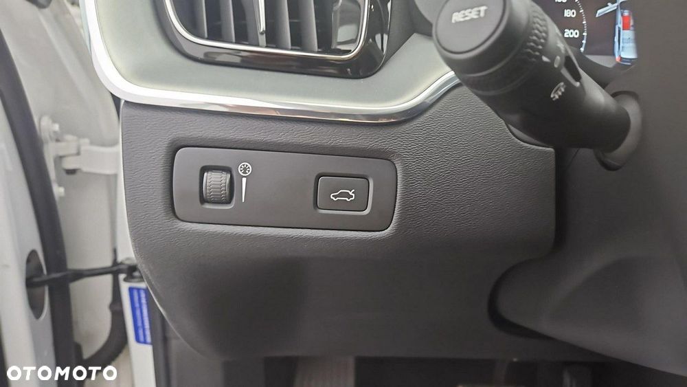 Volvo XC 60 - 19