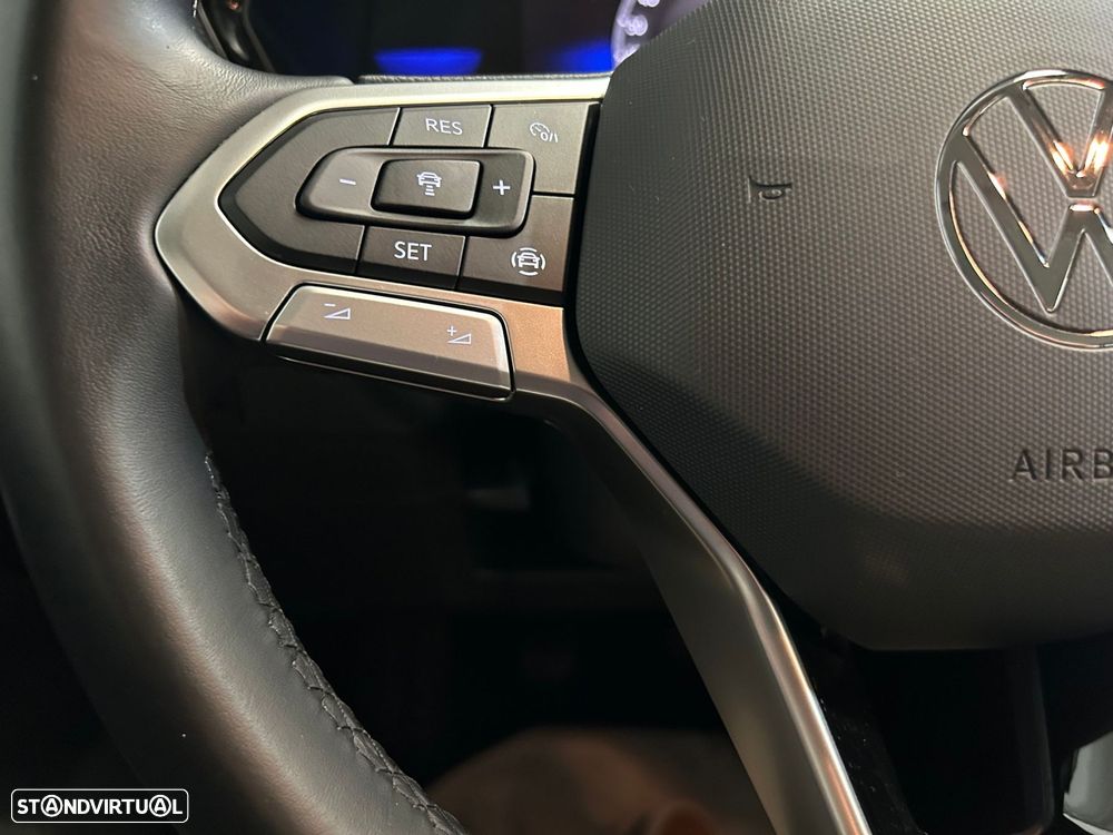 VW T-Cross 1.0 TSI Life - 31