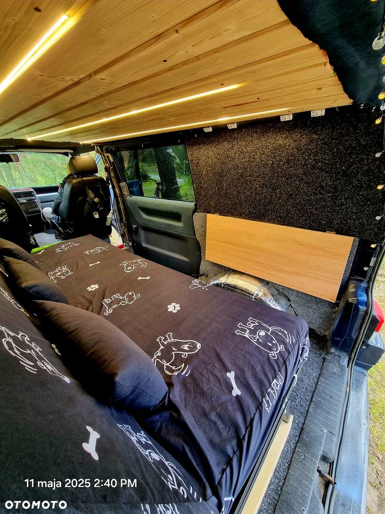 Volkswagen Caravelle GL - 17