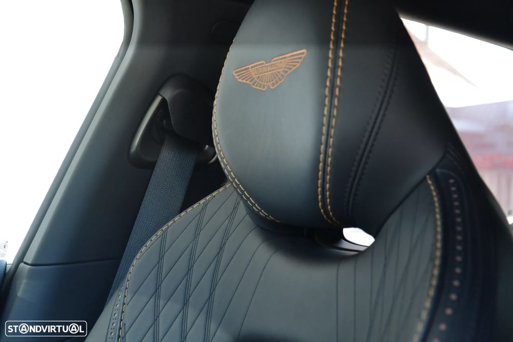 Aston Martin DBX 707 - 32