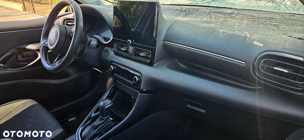 Toyota Yaris Hybrid 1.5 Executive - 17