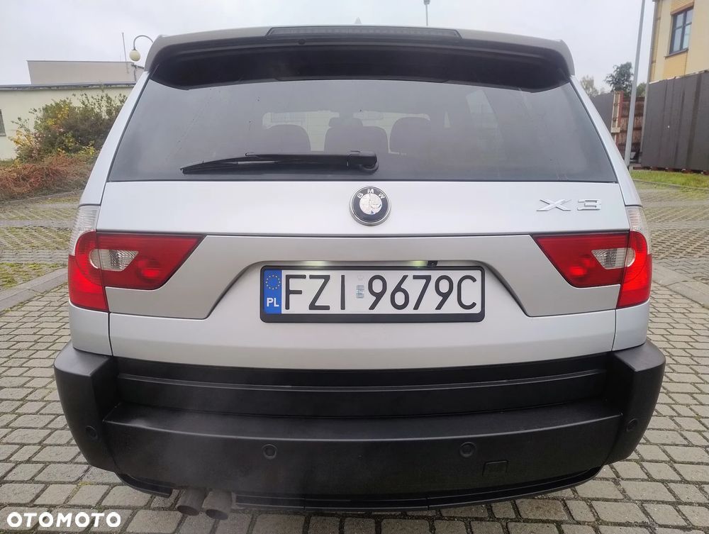 BMW X3 2.5i - 4
