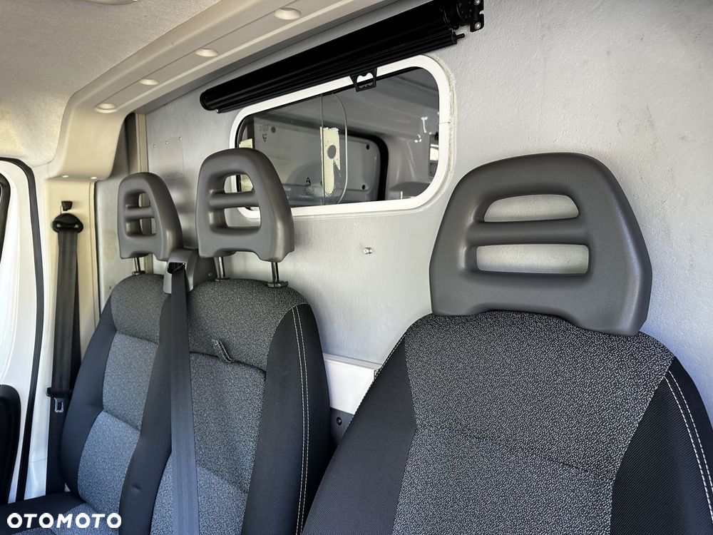 Fiat DUCATO L3H2 2.3 150KM 2015  bez Adblue AMBULANCE 5 miejsc - 24