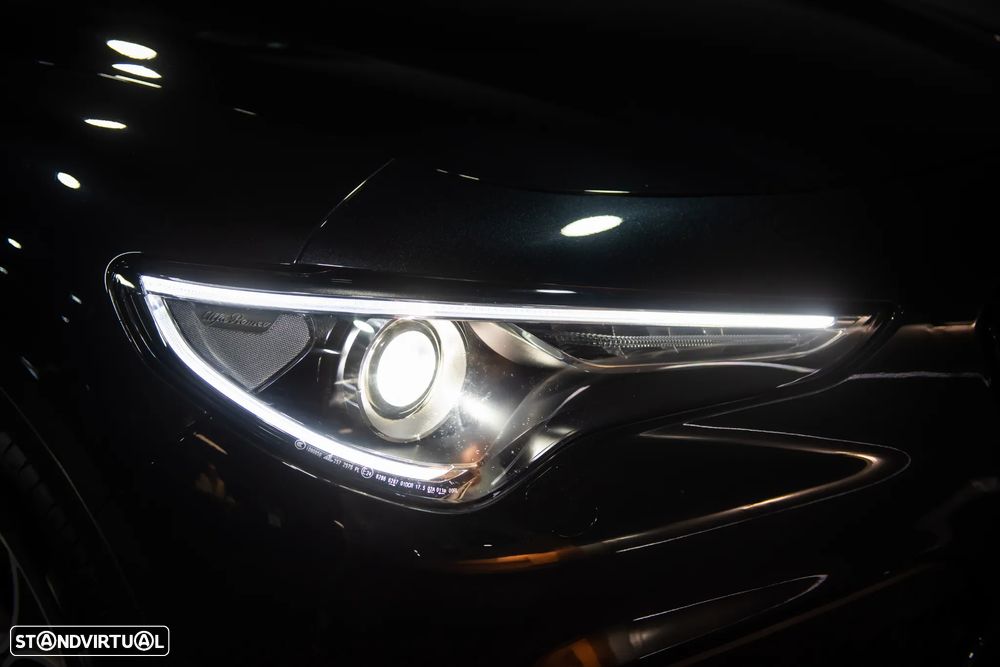 Alfa Romeo Stelvio 2.2 D Sprint AT8 - 3