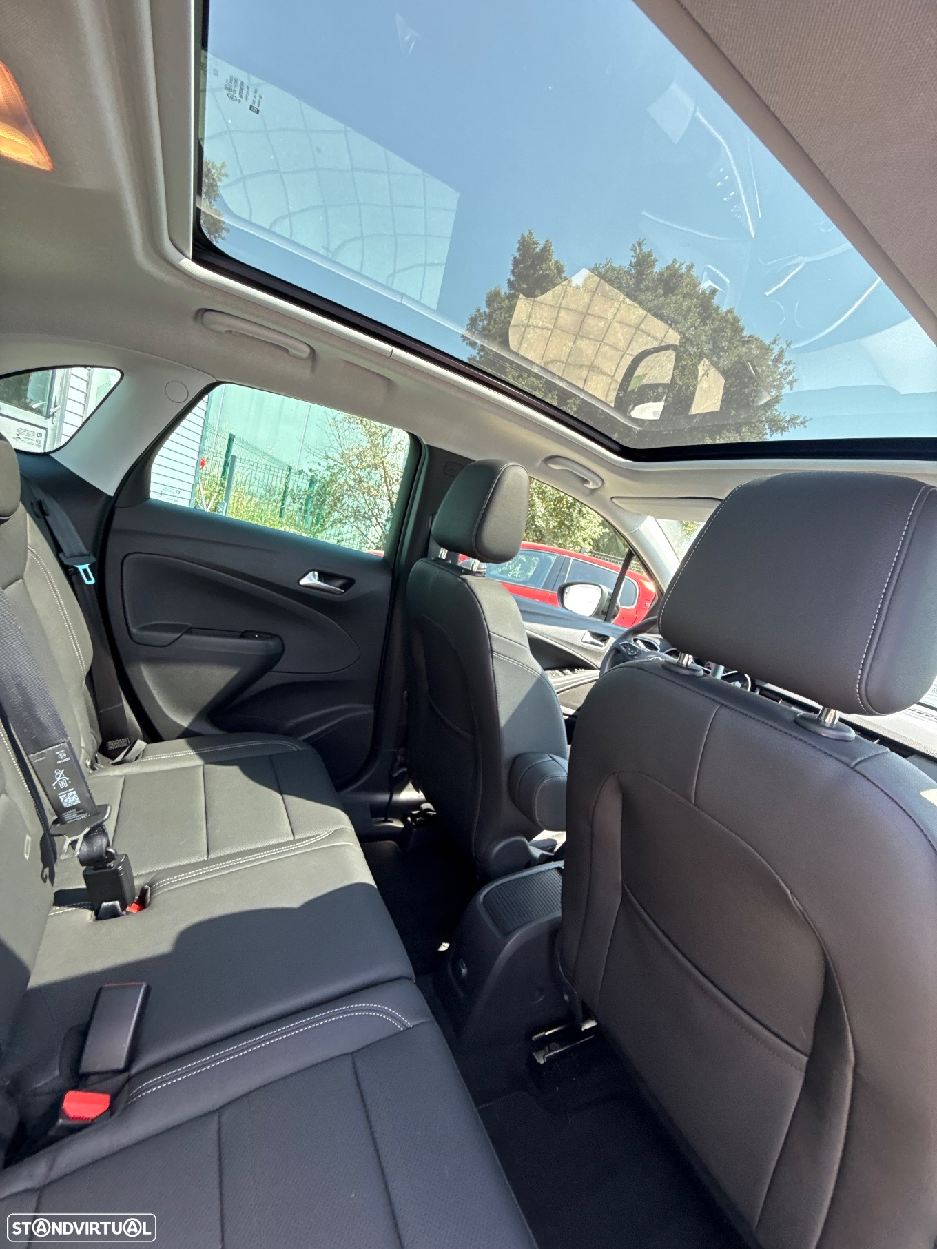 Opel Crossland X 1.2 T Ultimate - 26