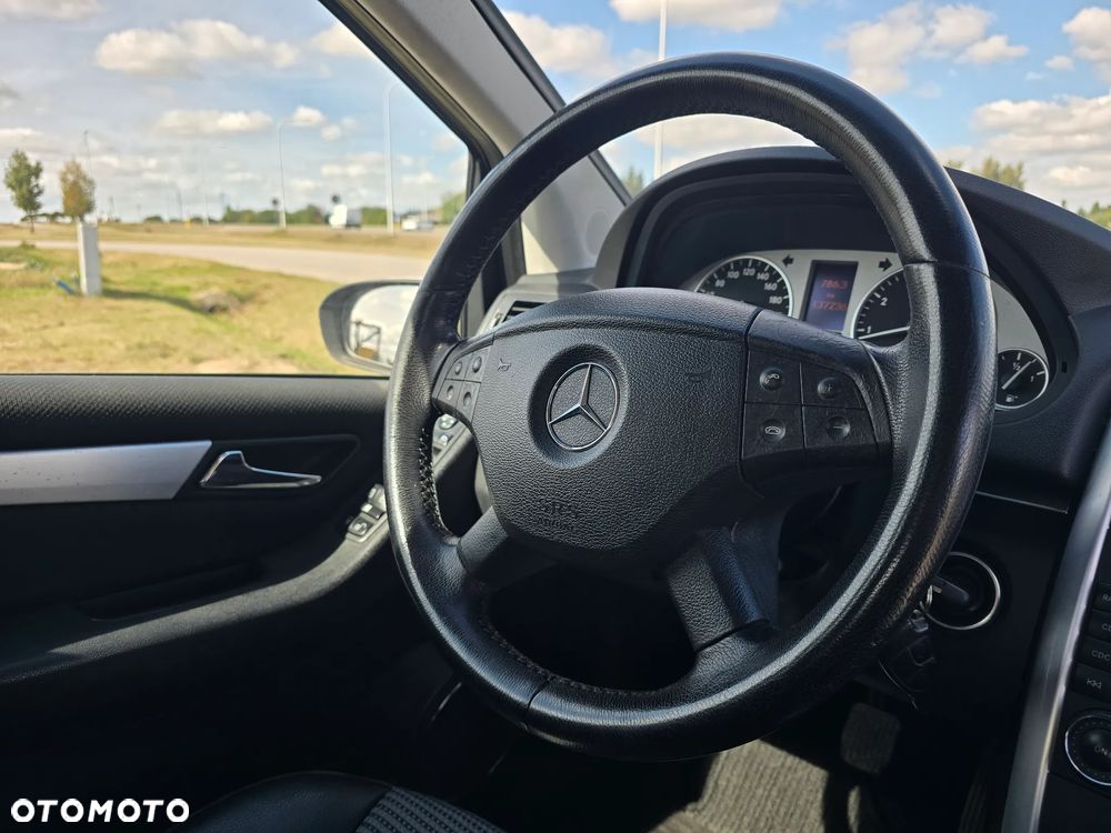 Mercedes-Benz Klasa B - 31