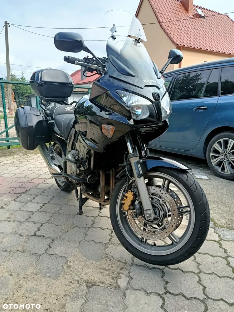Honda CBF - 8