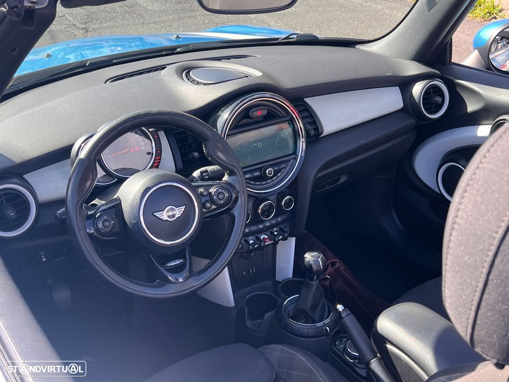 MINI Cabrio Cooper D - 6