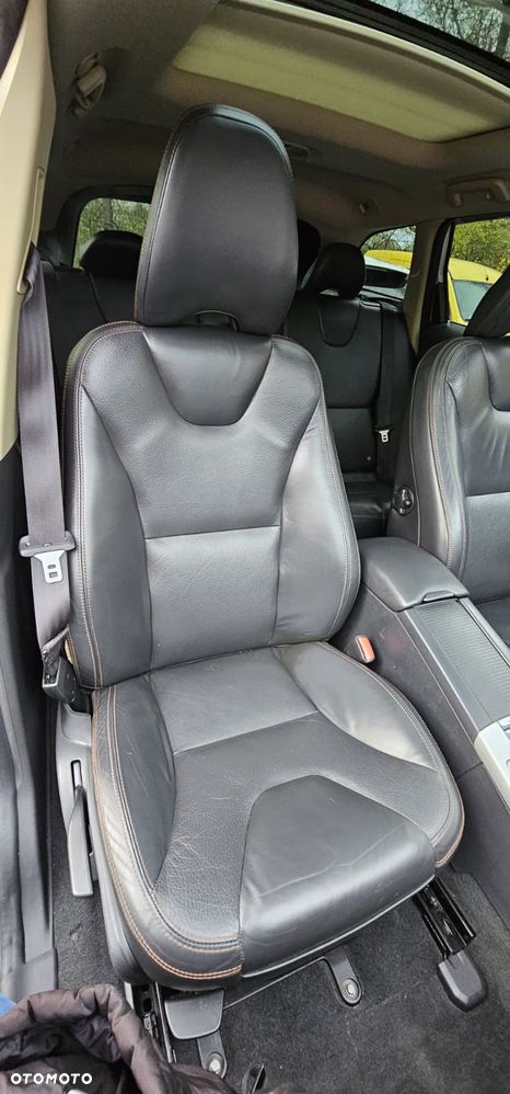 Volvo XC 60 - 31