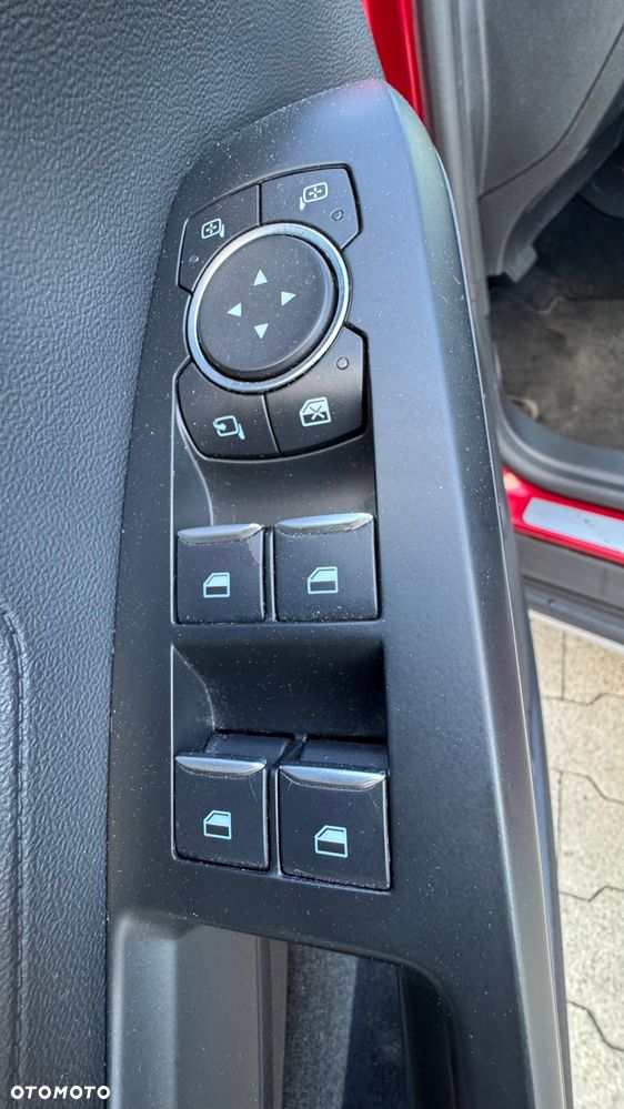 Ford Focus 1.5 EcoBoost Active X - 21