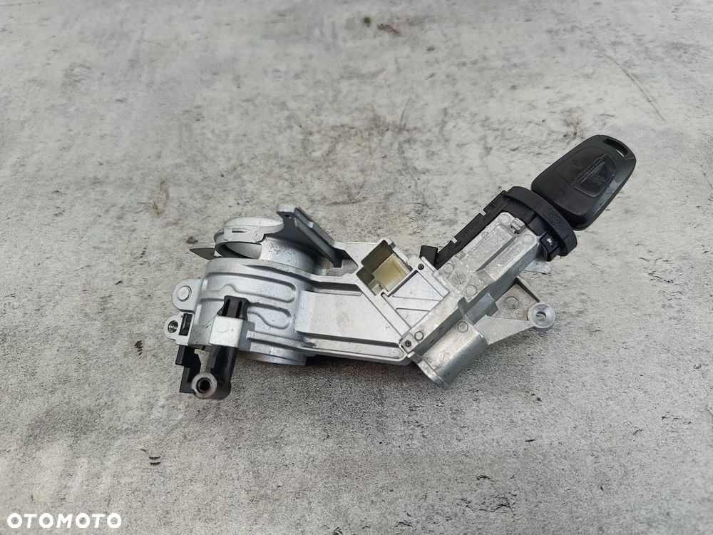 STACYJKA OPEL ASTRA H GTC 2421430 N0501881  VALEO 1.9 CDTI - 4