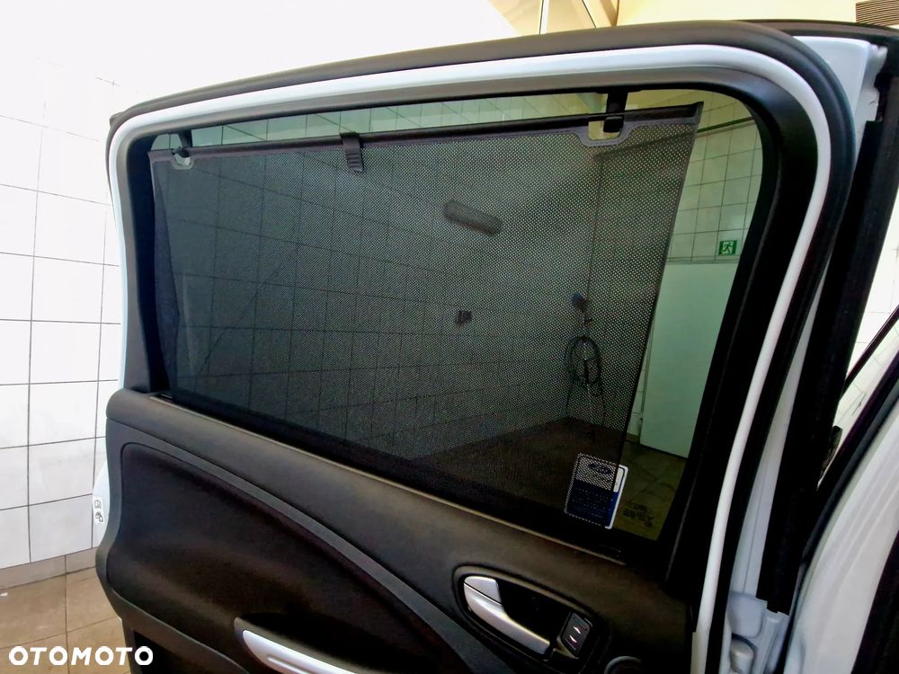 Ford S-Max 2.0 TDCi DPF Titanium MPS6 - 30
