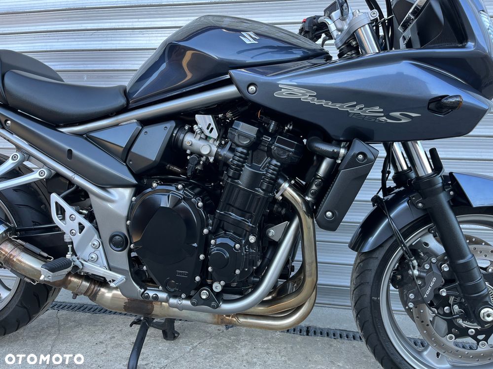 Suzuki Bandit - 23