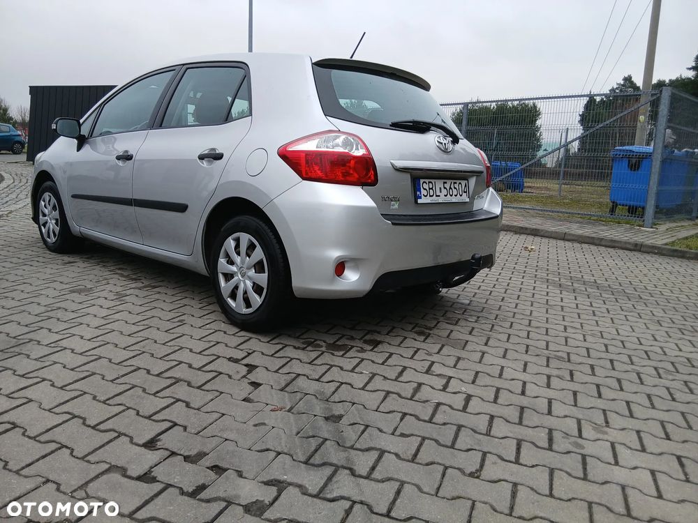 Toyota Auris 1.33 VVT-i Terra - 5