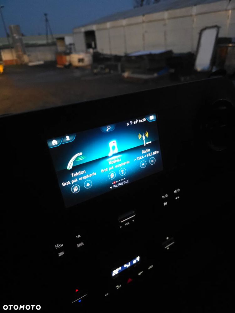 Mercedes-Benz Sprinter - 10