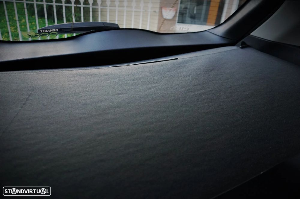 Renault Clio Sport Tourer 1.5 dCi GT Line - 16