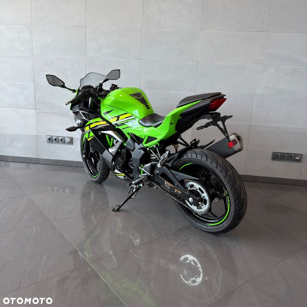 Kawasaki Ninja - 9
