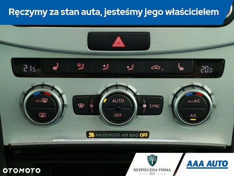 Volkswagen Passat Variant - 17