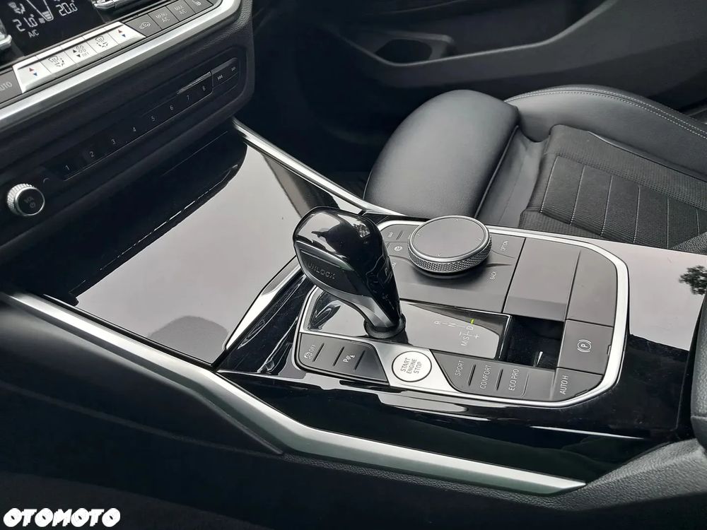 BMW Seria 3 320d Sport Line Shadow - 19