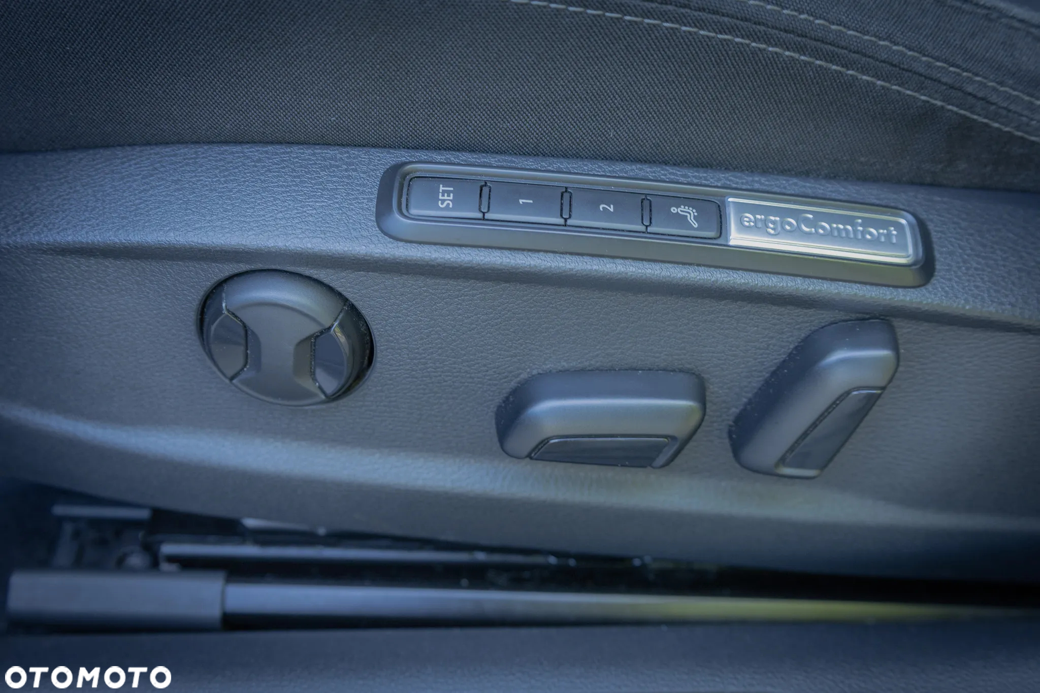 Volkswagen Passat - 22