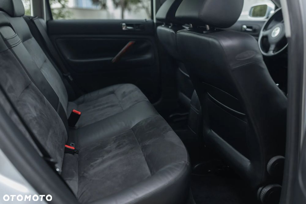 Volkswagen Passat 1.9 TDI - 12