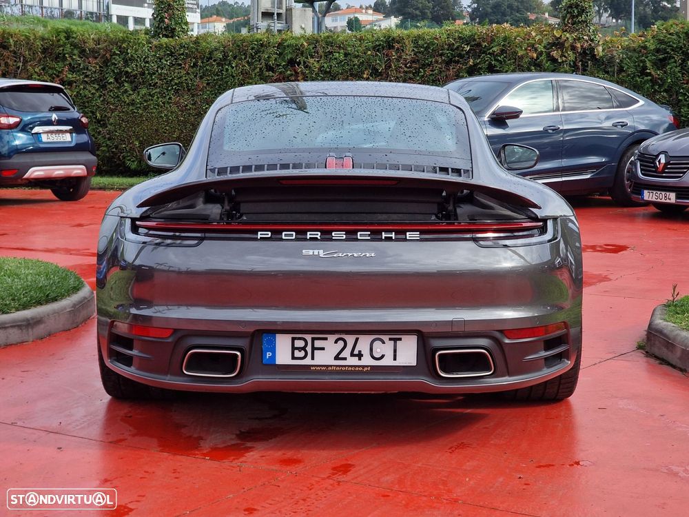 Porsche 911 Série F - 7