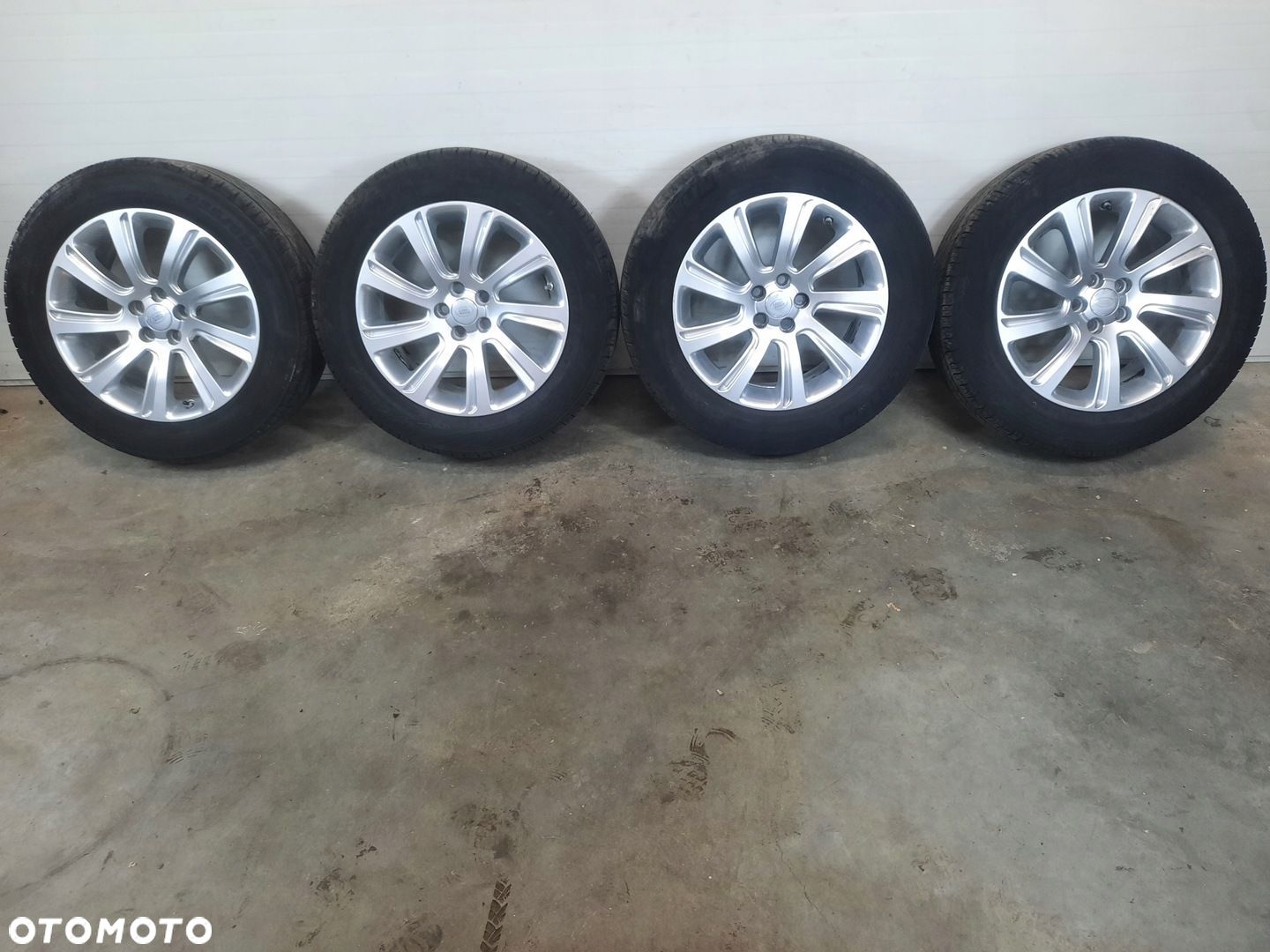 KOŁA FELGI ALUMINIOWE LAND ROVER DISCOVERY SPORT 5x108 18 8J ET45 - 1