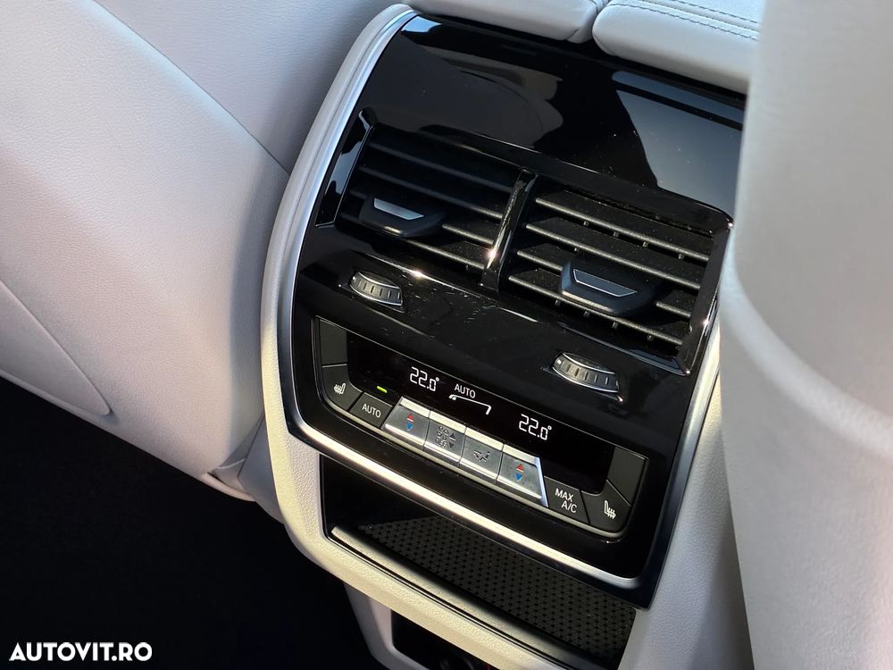 BMW X7 xDrive40d AT MHEV - 29