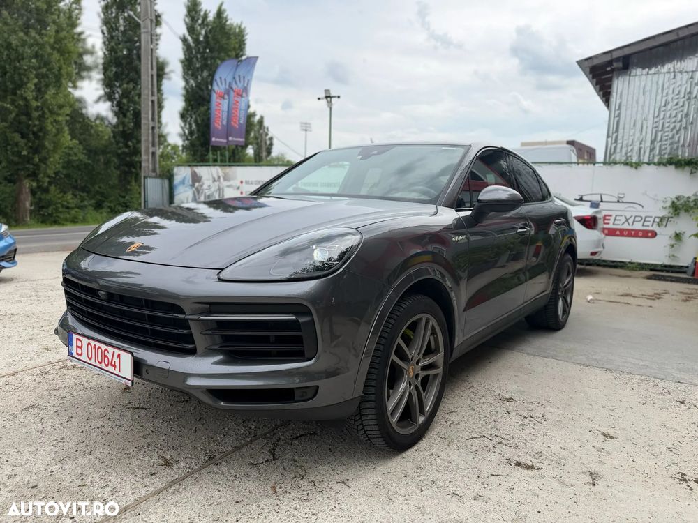Porsche Cayenne Coupe - 2