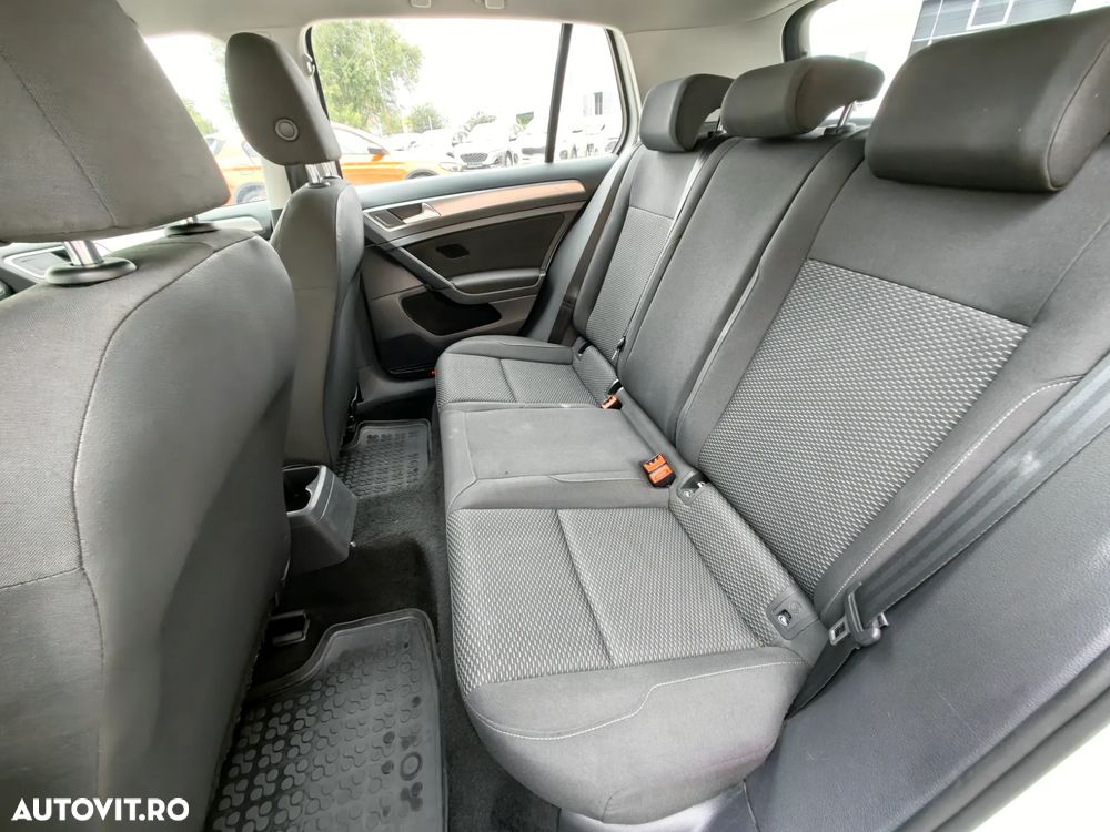 Volkswagen Golf 1.0 TSI Comfortline - 17