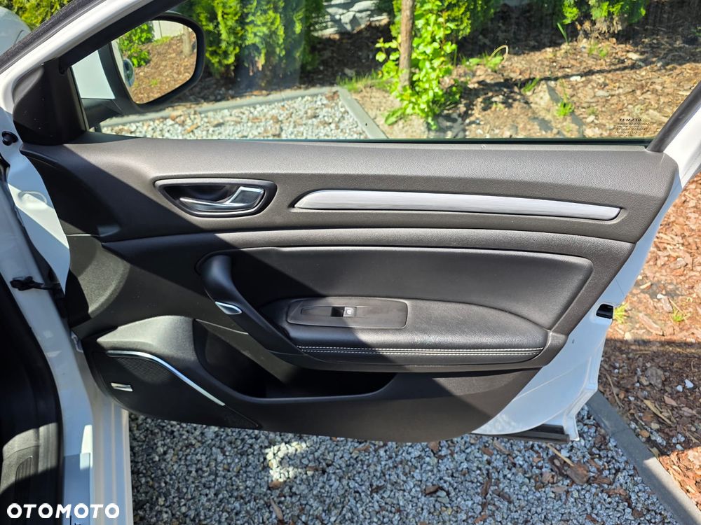 Renault Megane ENERGY dCi 130 BOSE EDITION - 11