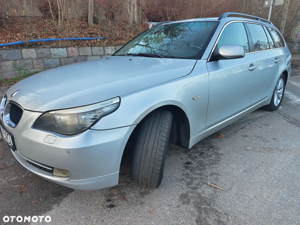 BMW Seria 5 520d Touring - 2