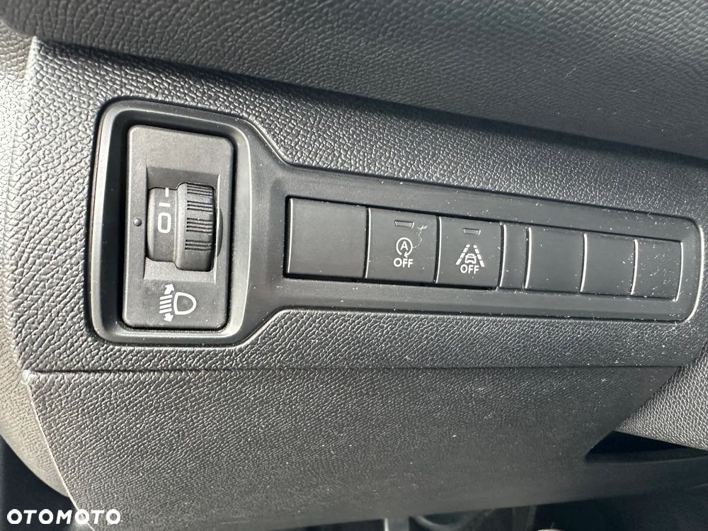 Peugeot 308 - 24