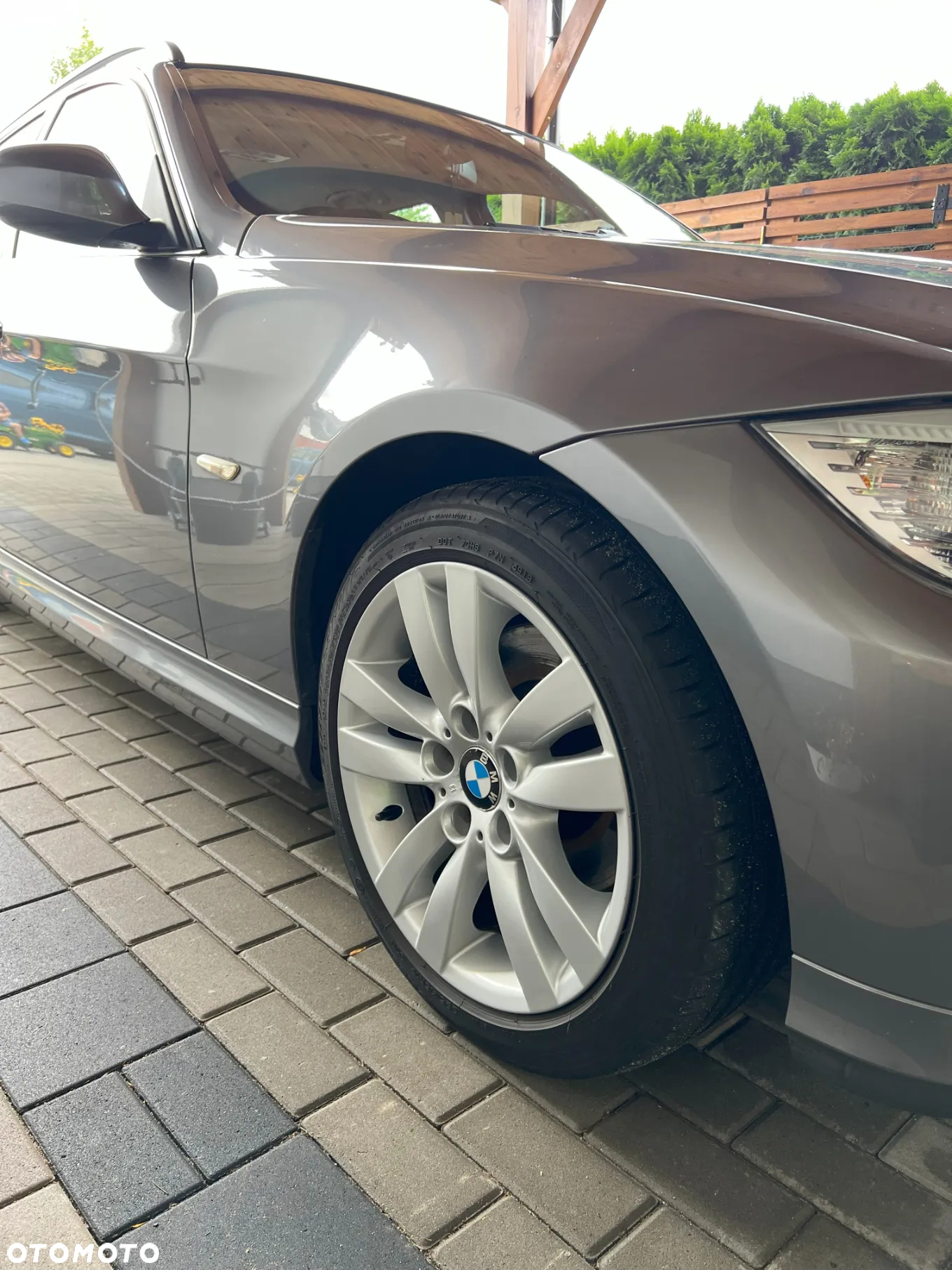 BMW Seria 3 325i Touring - 17