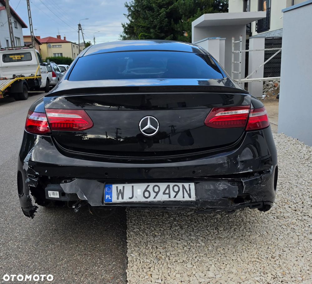 Mercedes-Benz Klasa E - 6