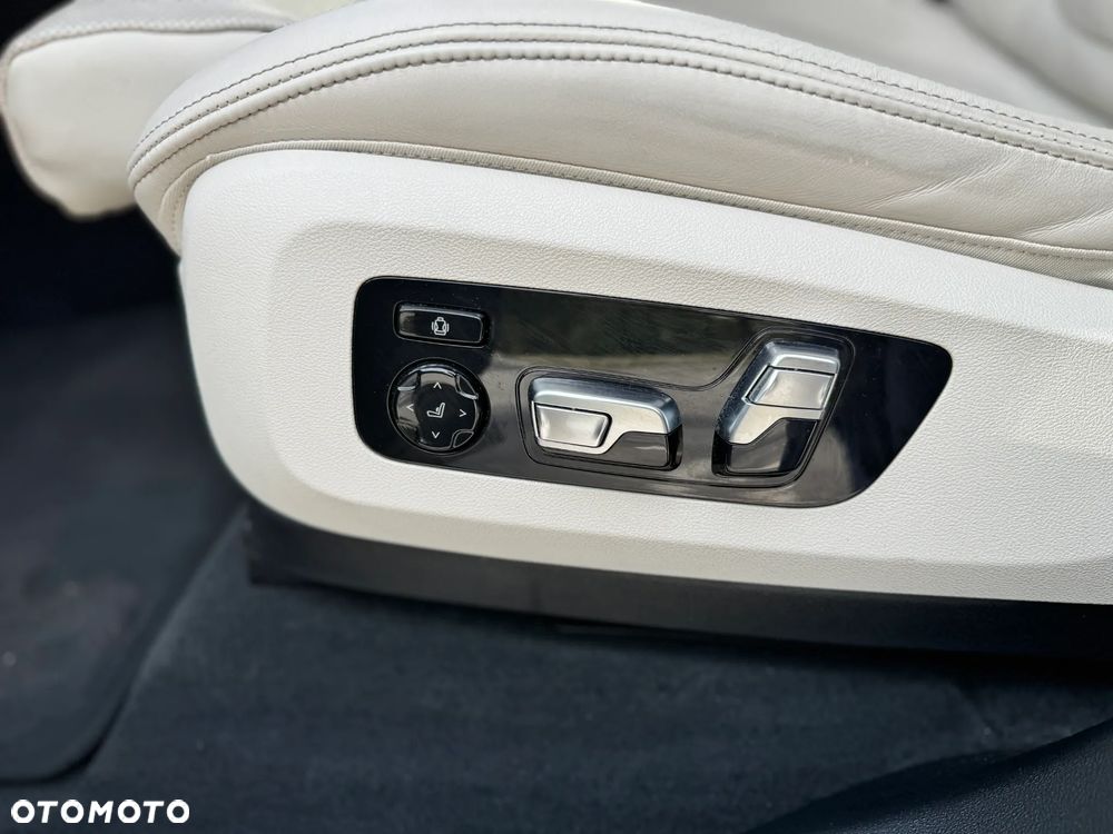 BMW X5 xDrive40d mHEV Individual Edition sport - 13