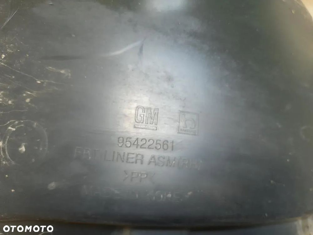 Nadkole prawe przód przednie OPEL Mokka 95422561 - 3