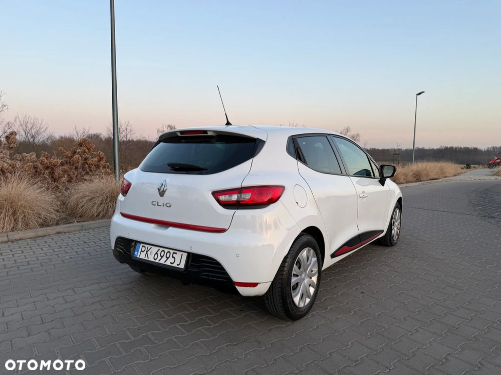 Renault Clio 1.5 dCi Zen - 10