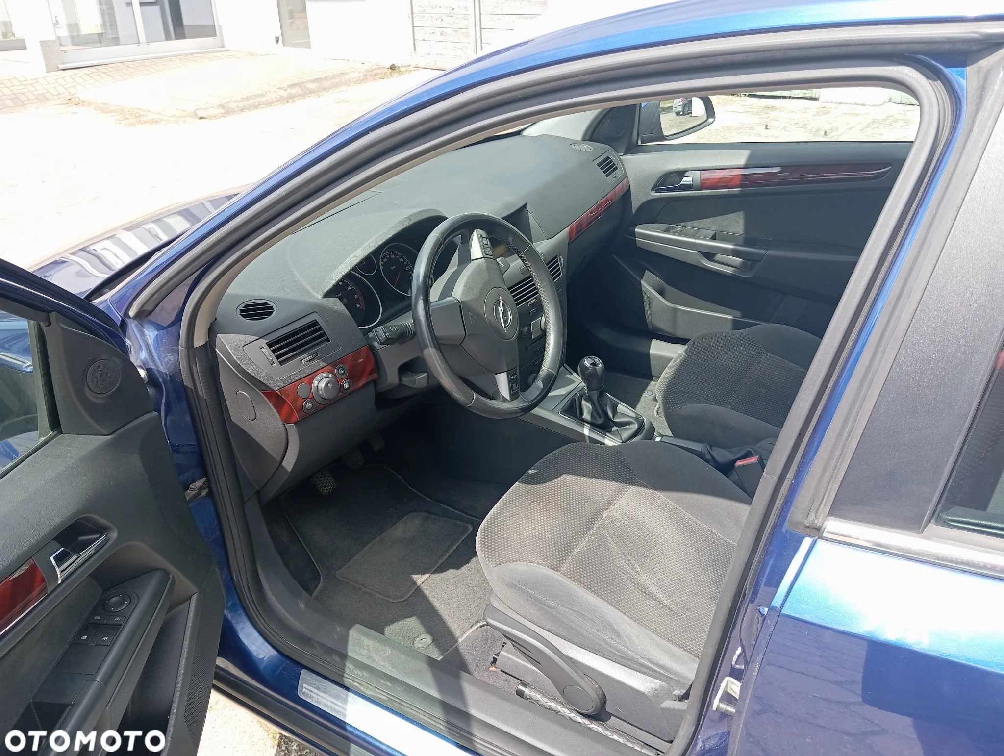 Opel Astra III 1.6 Elegance - 9