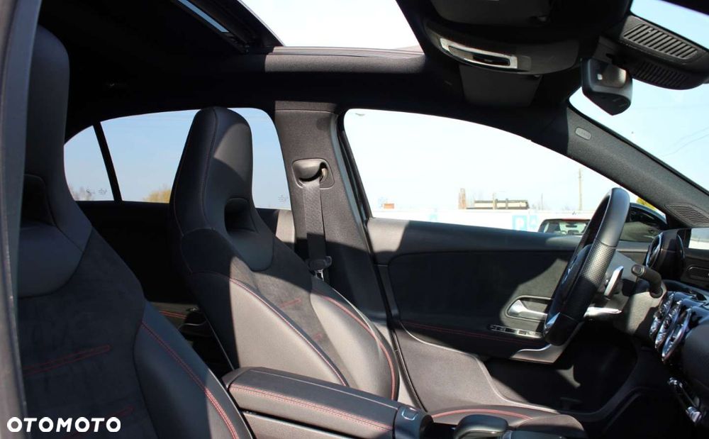 Mercedes-Benz Klasa A - 32