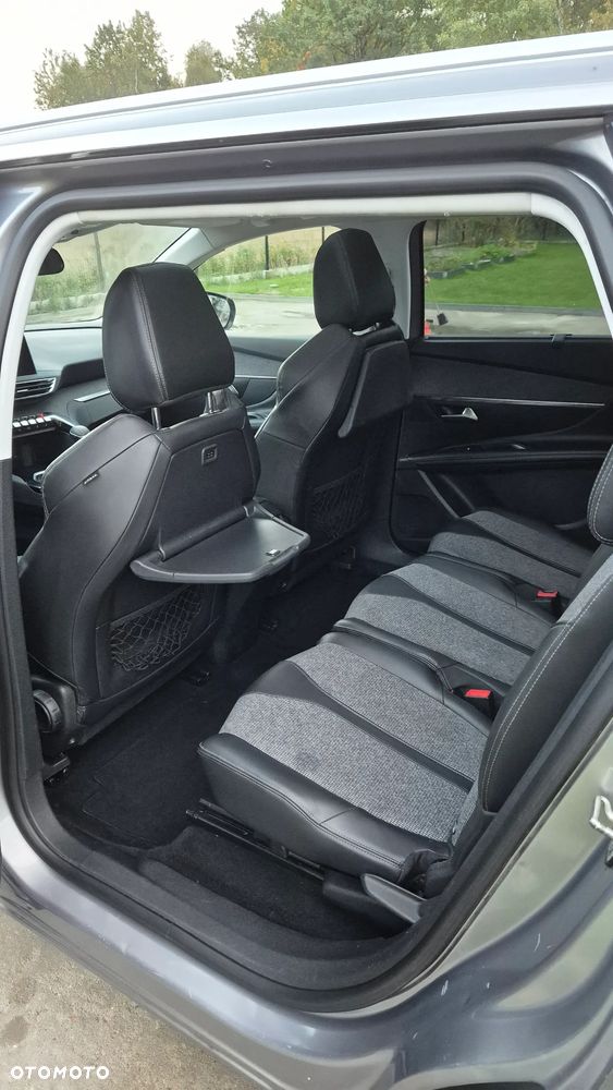 Peugeot 5008 2.0 BlueHDi Allure - 18