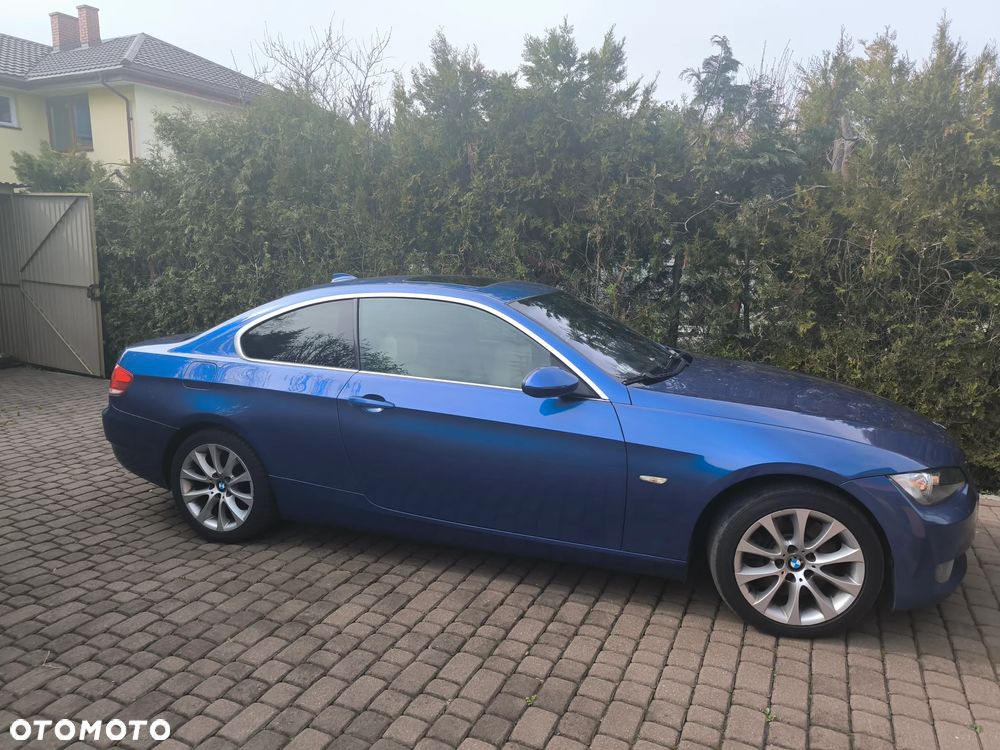 BMW Seria 3 335i xDrive Edition Exclusive - 3