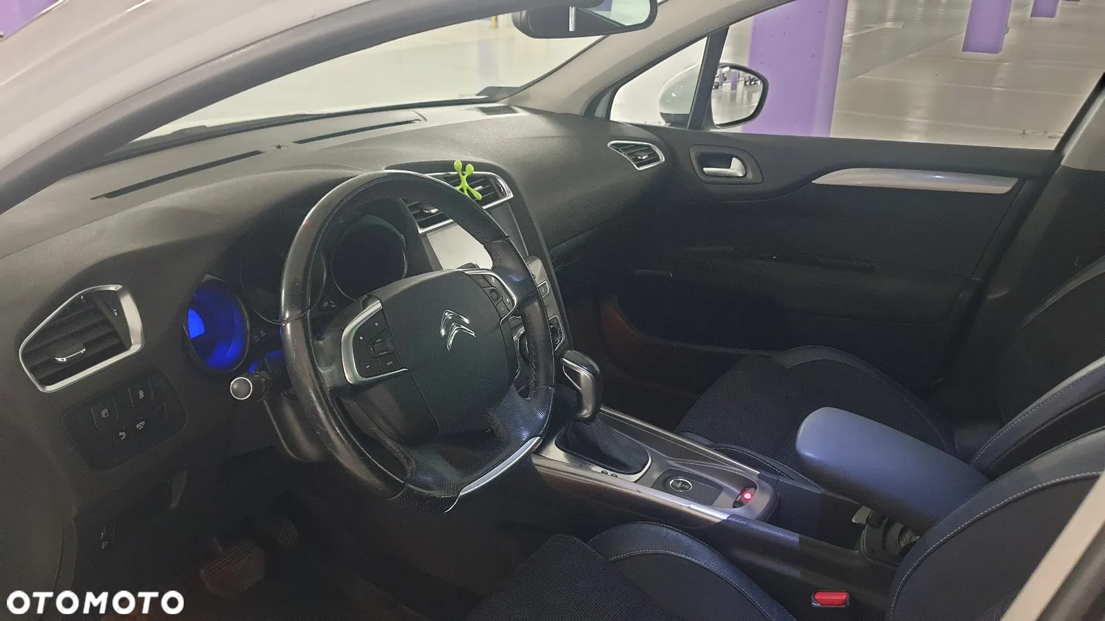Citroën C4 1.2 PureTech Shine S&S EAT6 - 28