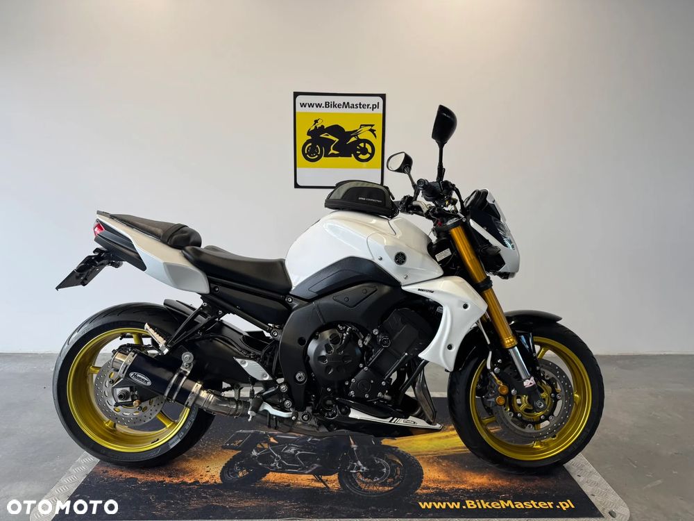 Yamaha FZ8 - 1