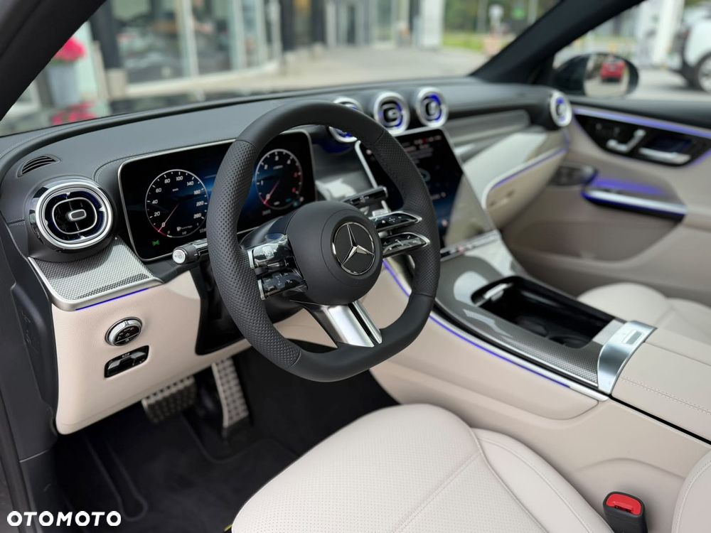Mercedes-Benz GLC 220 d mHEV 4-Matic AMG Line - 23