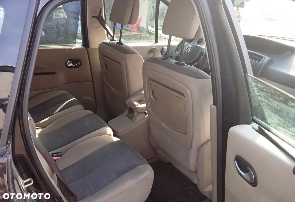 Na części Renault Scenic II 1.6 benzyna silnik skrzynia drzwi maska klapa lakier NV676 szyby zawieszenie fotel kanapa lampa hak wnętrze lusterka zderzak błotnik belka - 13