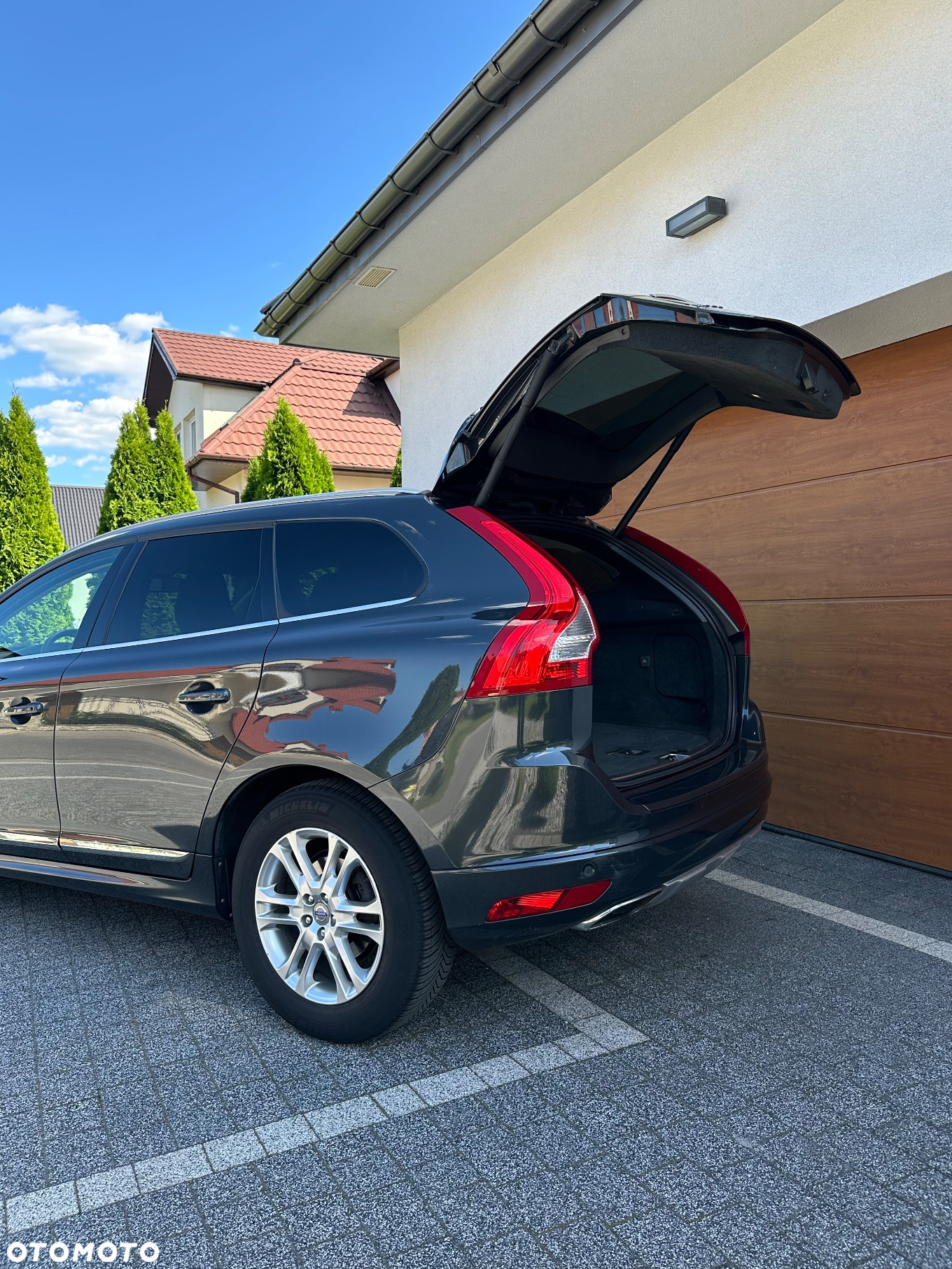 Volvo XC 60 D4 Geartronic Summum - 16